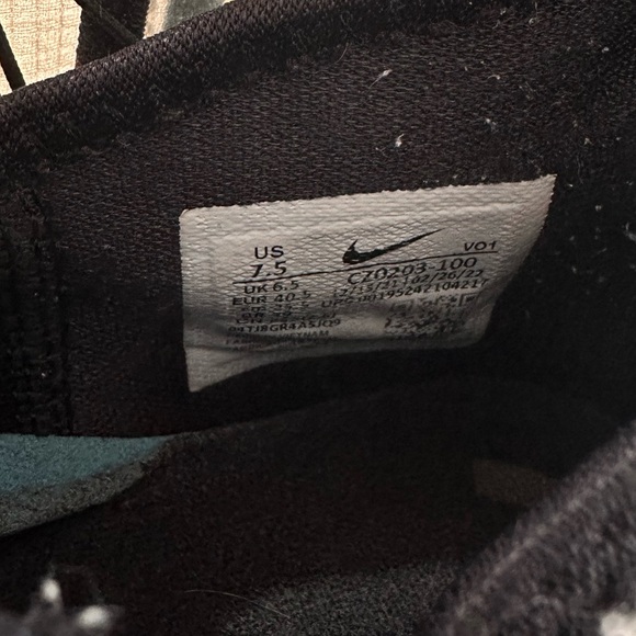 Lebron James XIX Men’s Basketball Shoe - Picture 8 of 10